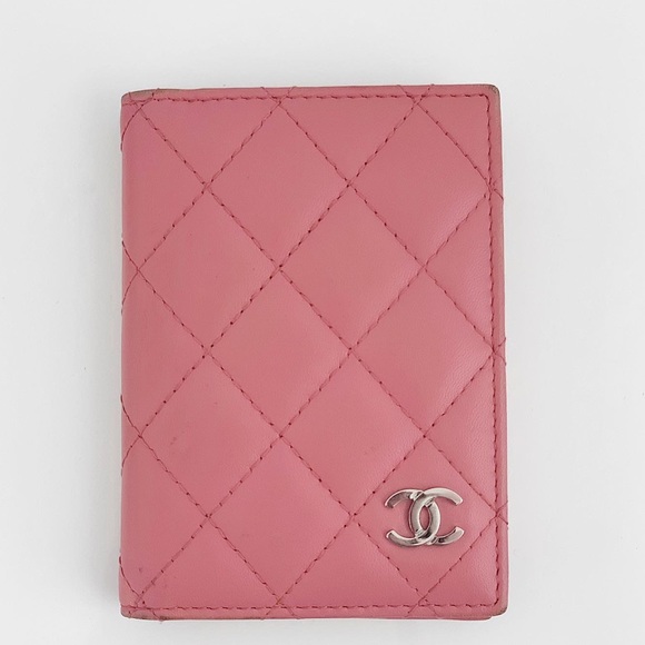 CHANEL Handbags - Chanel Quilted Card Holder CHANEL Handbags - Chanel Quilted Card Holder